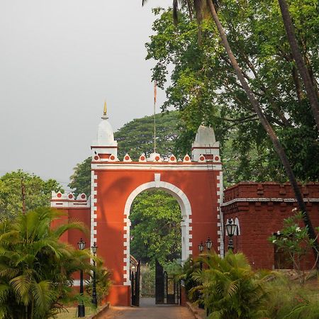 Sawantwadi Palace Boutique Art Hotel Extérieur photo