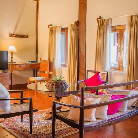 Sawantwadi Palace Boutique Art Hotel Extérieur photo