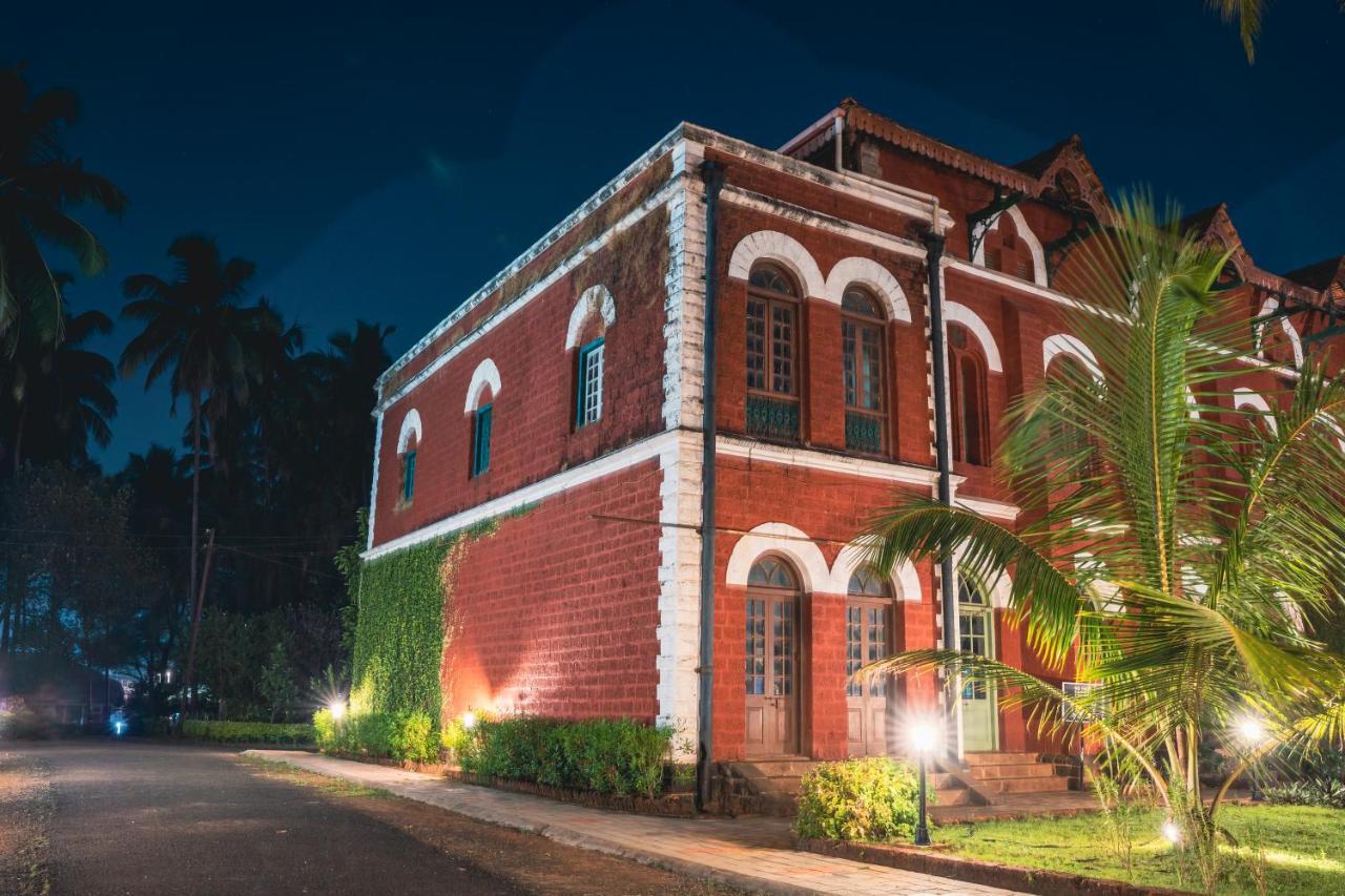 Sawantwadi Palace Boutique Art Hotel Extérieur photo