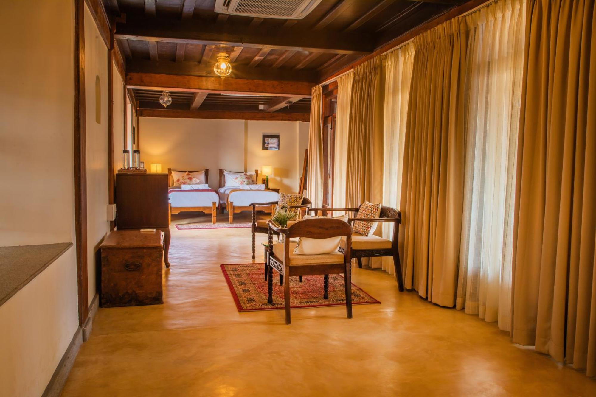 Sawantwadi Palace Boutique Art Hotel Extérieur photo