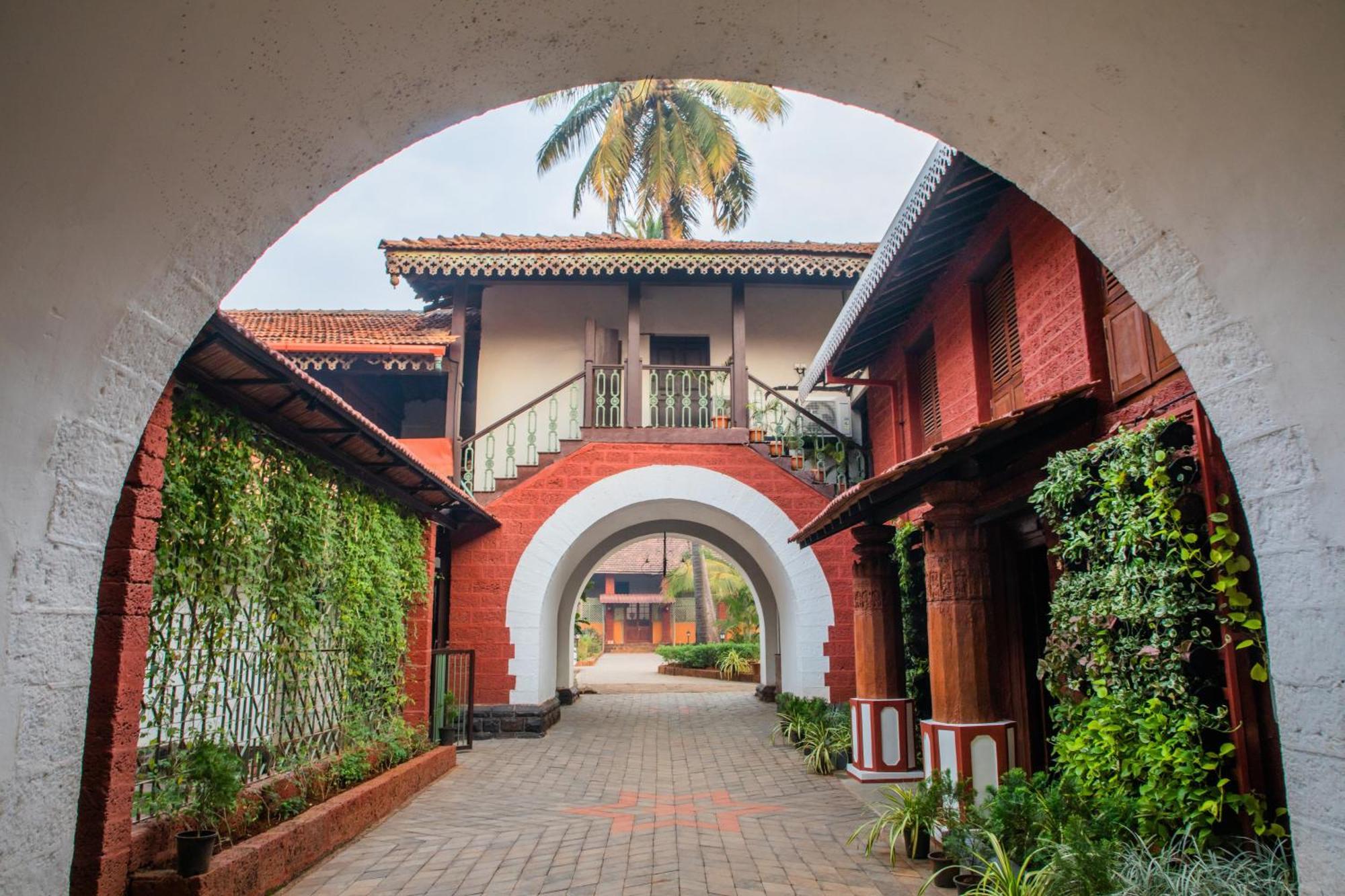 Sawantwadi Palace Boutique Art Hotel Extérieur photo