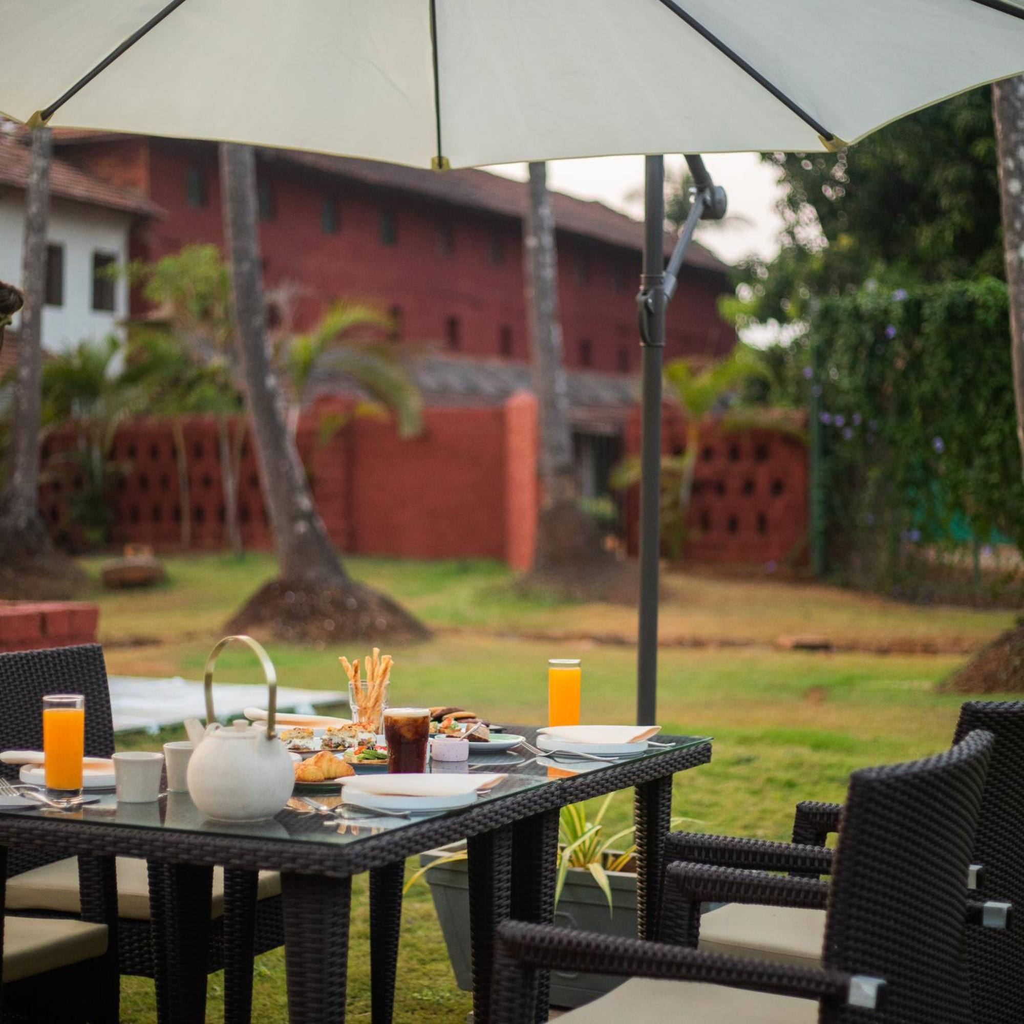 Sawantwadi Palace Boutique Art Hotel Extérieur photo