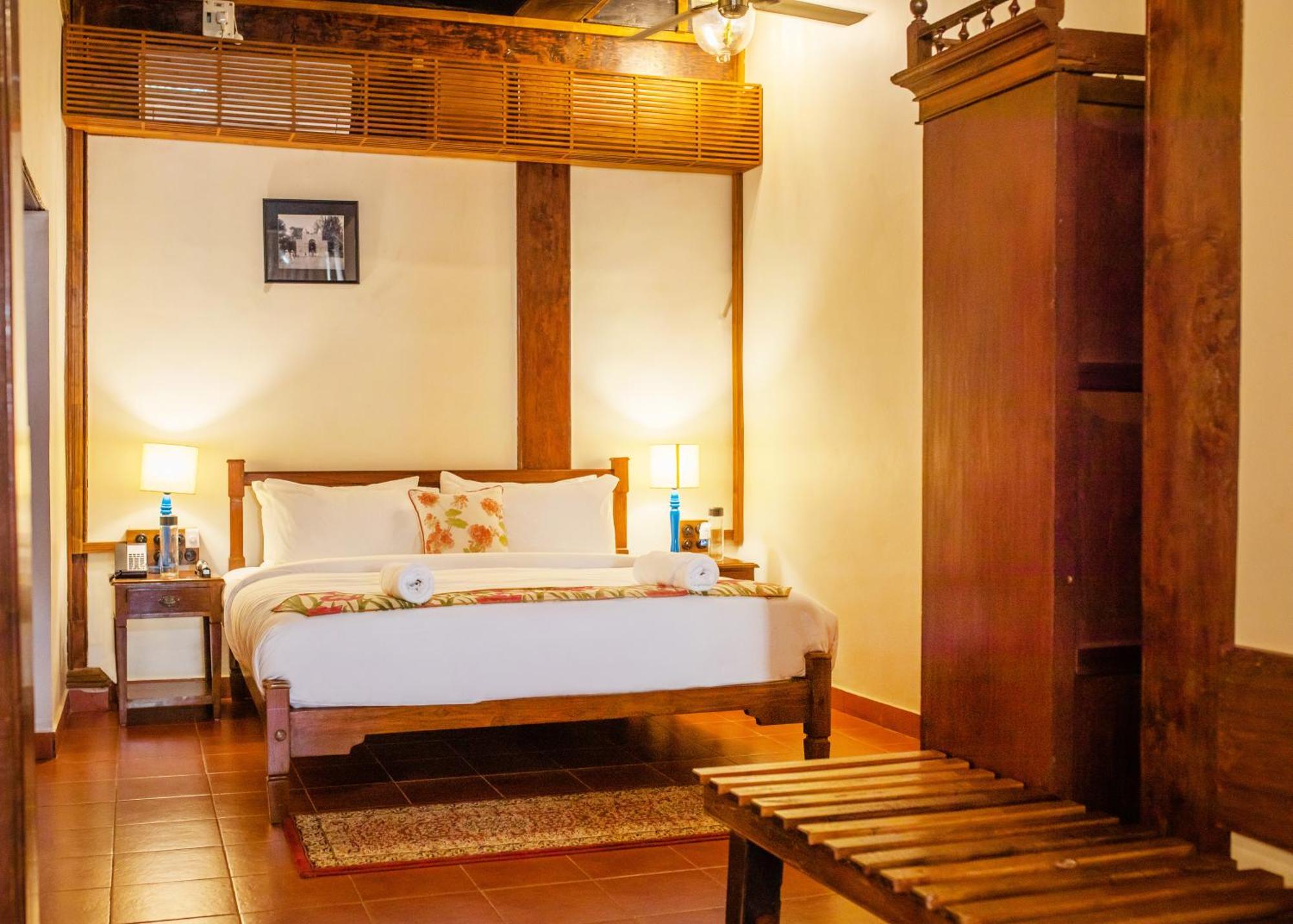 Sawantwadi Palace Boutique Art Hotel Extérieur photo