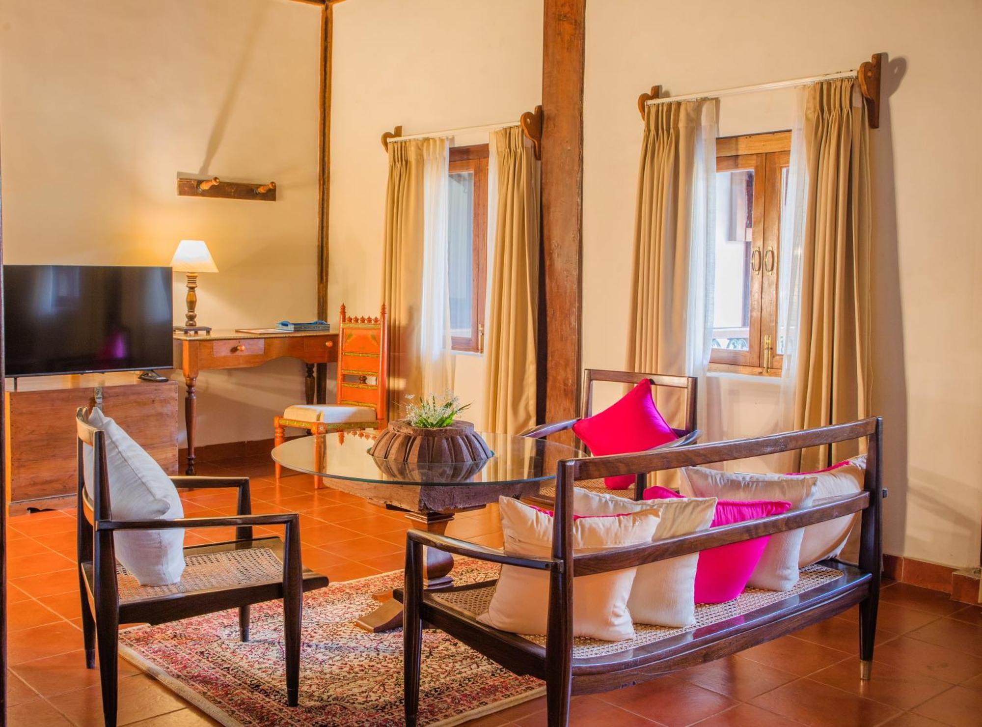 Sawantwadi Palace Boutique Art Hotel Extérieur photo