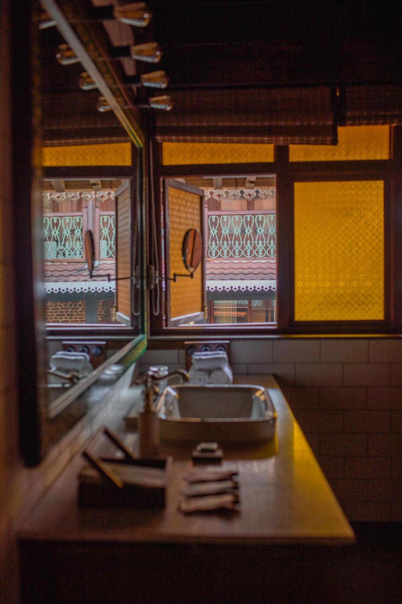 Sawantwadi Palace Boutique Art Hotel Extérieur photo